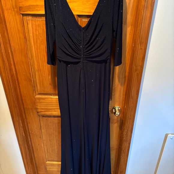 La Femme Rhinstone Embellished V-neck Ruched Ruffle Jersey Gown in Navy Size 14 - Picture 3 of 8